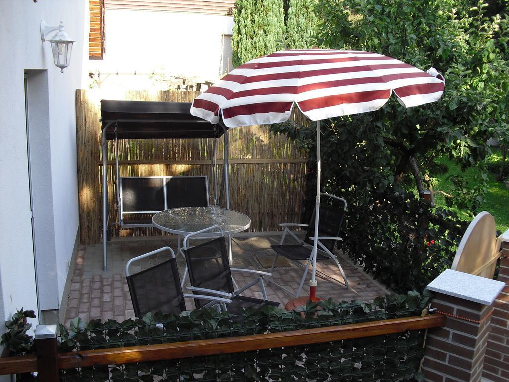 Holiday Home With Terrace In Schmogrow Fehrow Exteriér fotografie